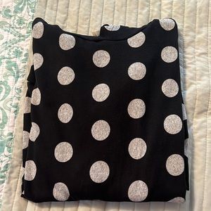 Cute black and gray polka dot hoodie!!
